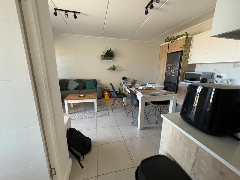 To Let 2 Bedroom Property for Rent in Richwood Western Cape
